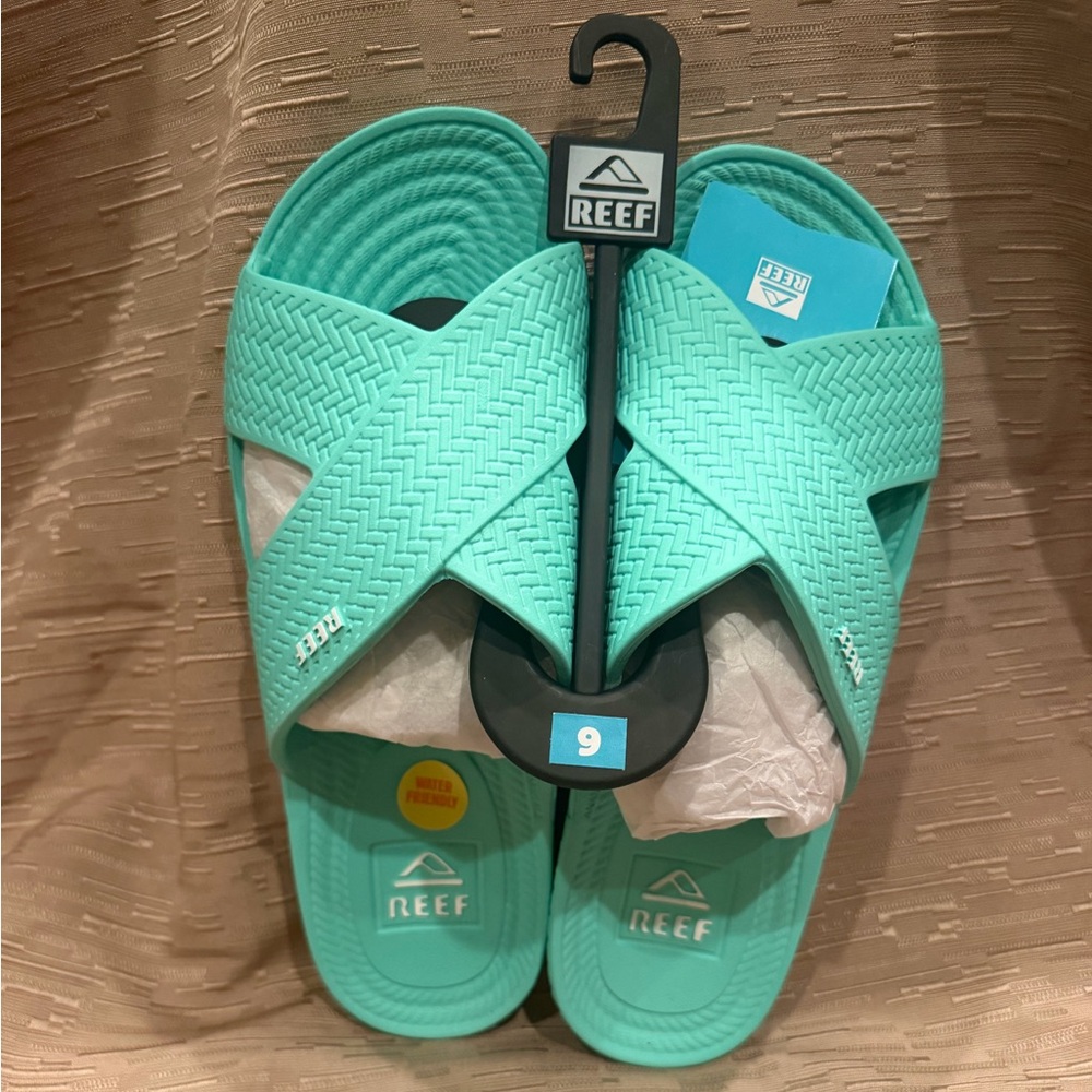 Reef Kids Mint Green Cross Strap Slide Sandals